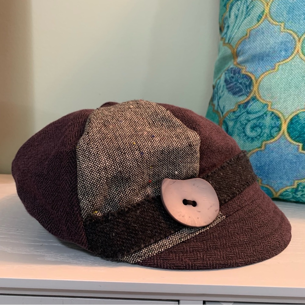 Toad in a Tree Hat